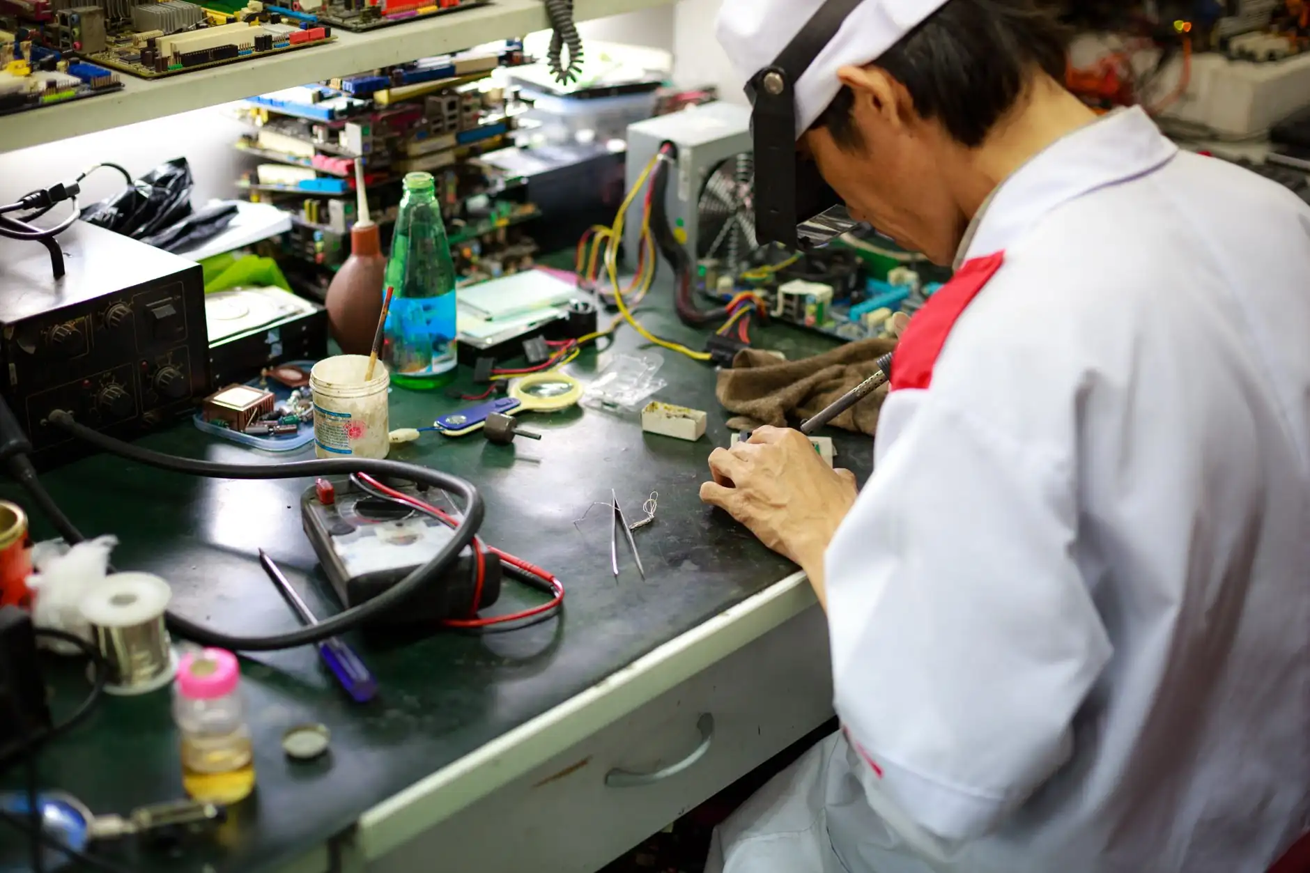 电磁炉与电压力锅技术差异解析及厨房搭配方案